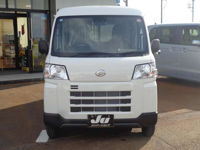 Daihatsu Hijet Cargo 2