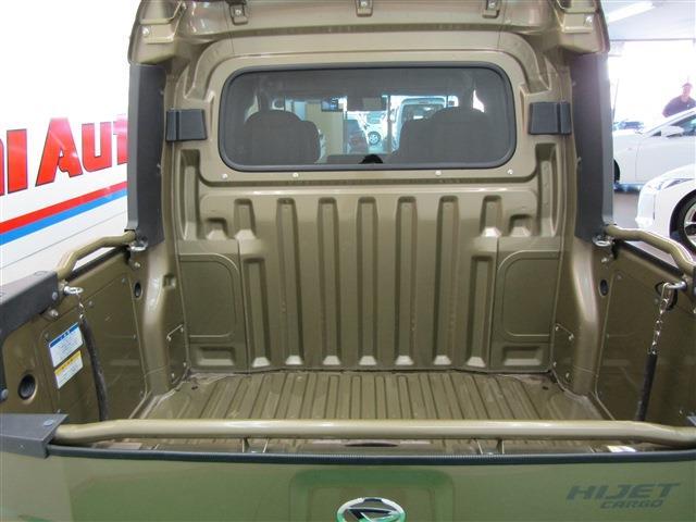Daihatsu Hijet Deck Van 9