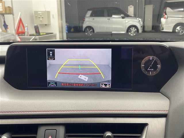 Lexus UX 5