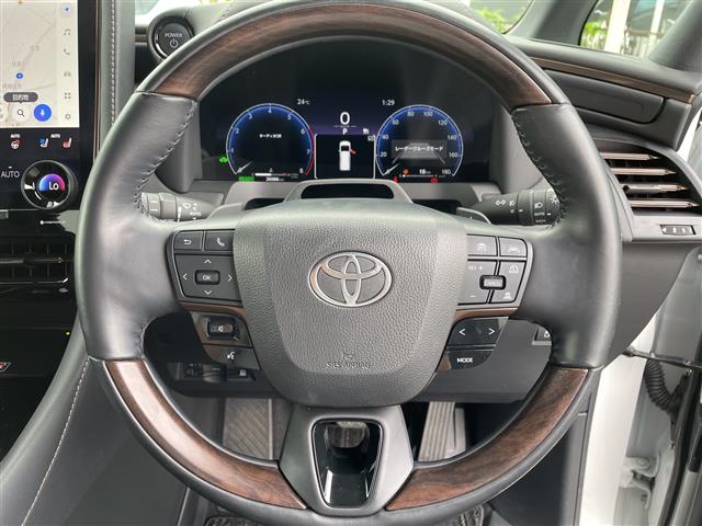 Toyota Alphard 11