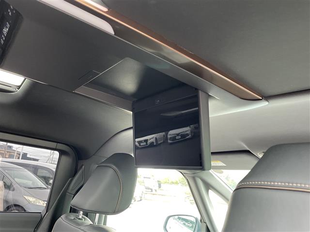 Toyota Alphard 5
