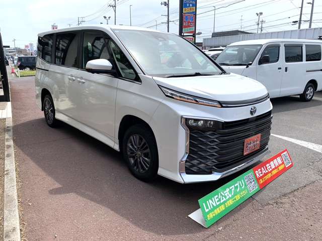 Toyota Voxy 6