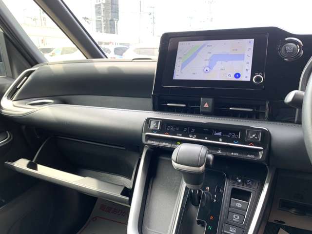 Toyota Voxy 10