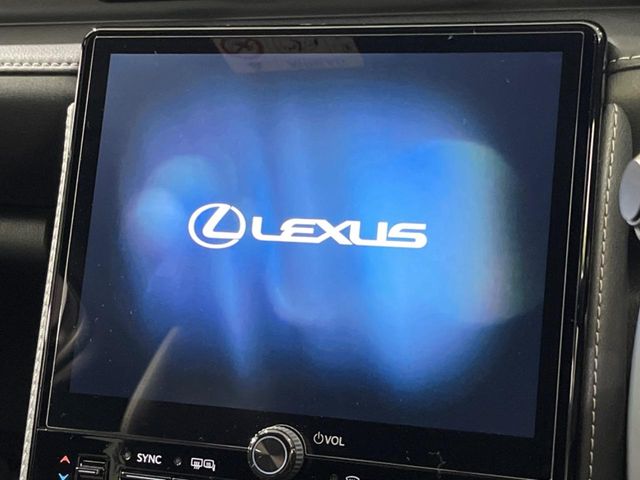 Lexus LBX 3