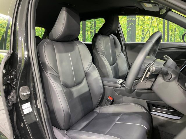 Lexus LBX 9