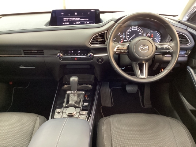 Mazda CX-30 3