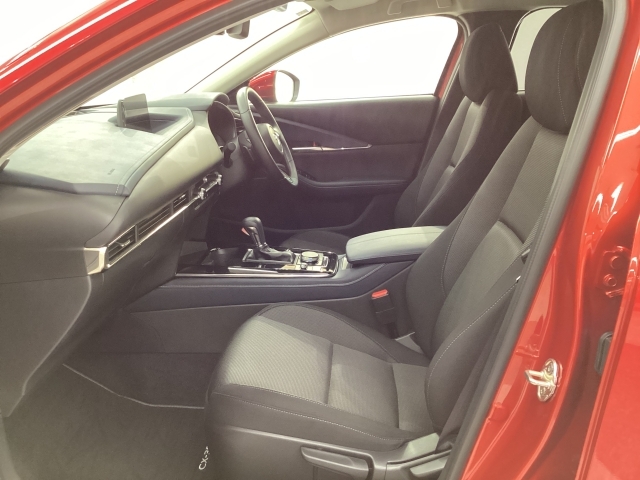 Mazda CX-30 10
