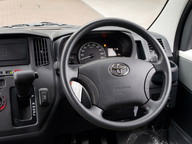 Toyota Town Ace Van 7