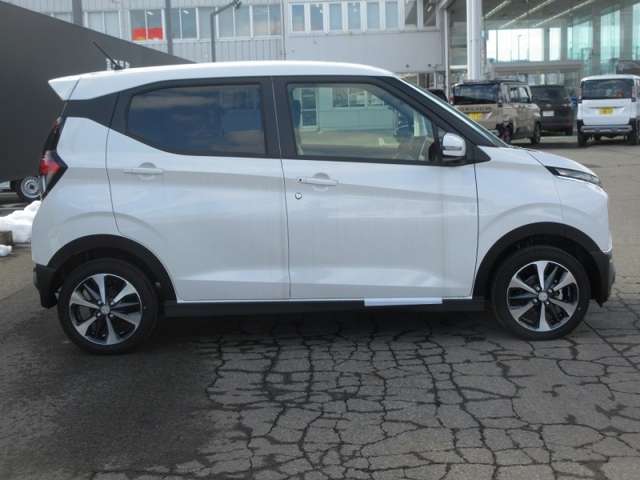 Mitsubishi eK X 5