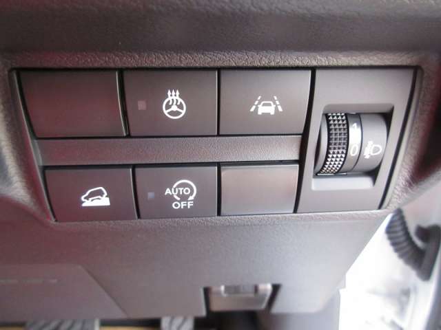 Mitsubishi eK X 9