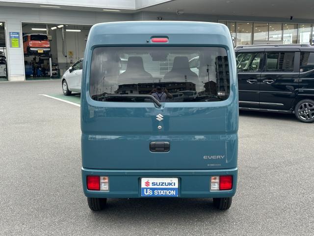 Suzuki Every 9