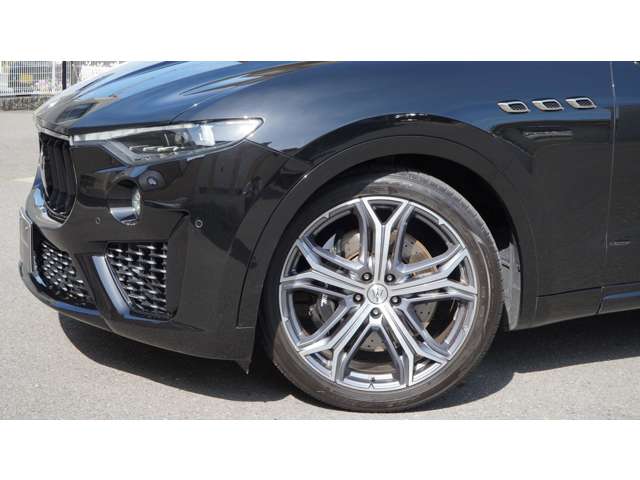 Maserati Levante 9