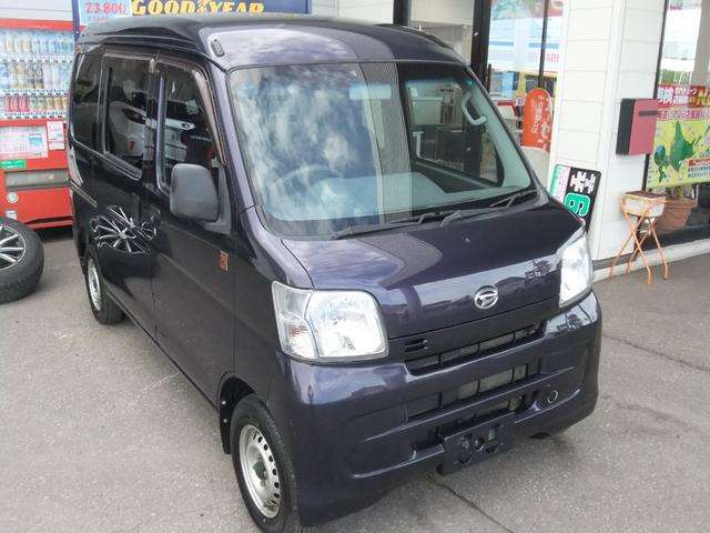 Daihatsu Hijet Cargo 3