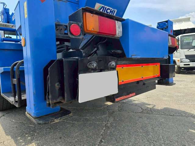 Hino Dutro 12