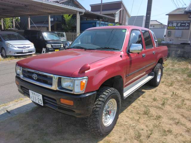 Toyota Hilux 4