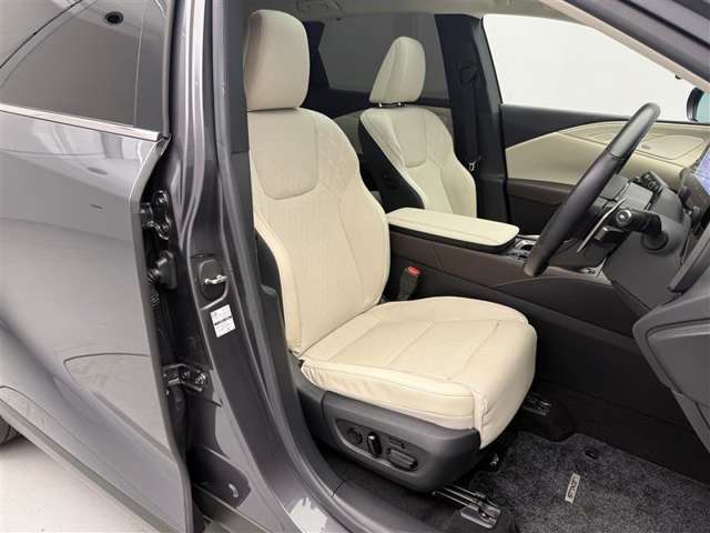 Lexus RX 8