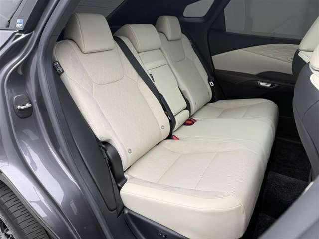 Lexus RX 10