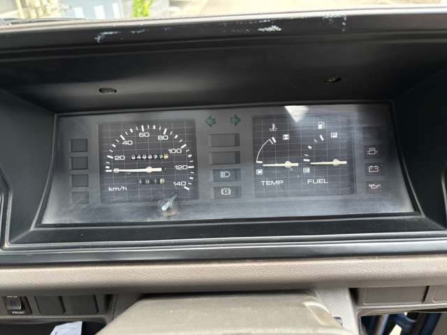 Nissan Vanette Truck 4
