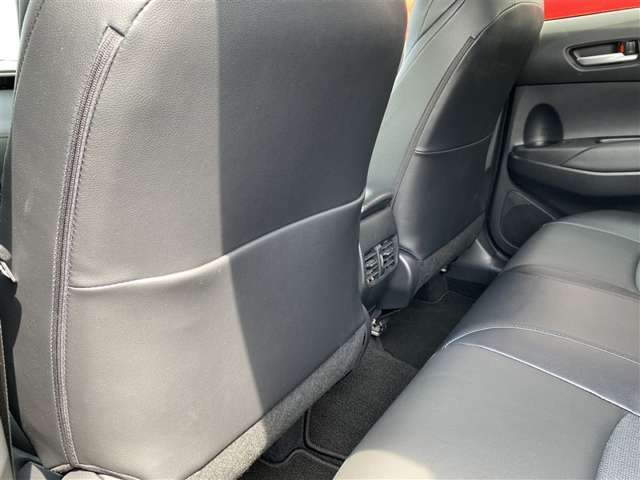 Toyota Corolla Cross 9