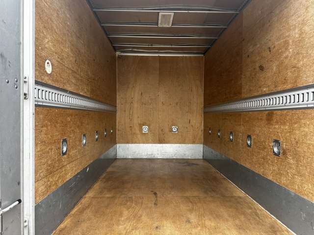 Toyota Toyoace 11