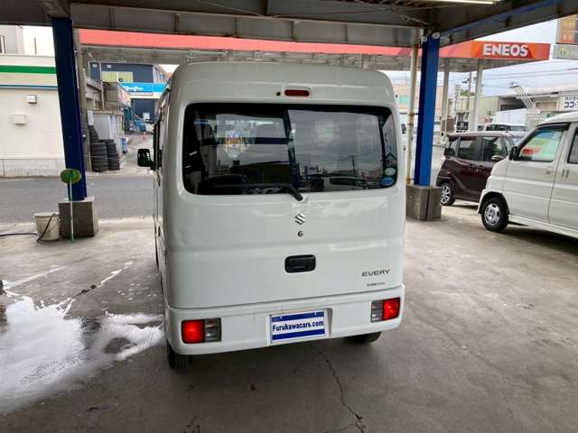Suzuki Every 9
