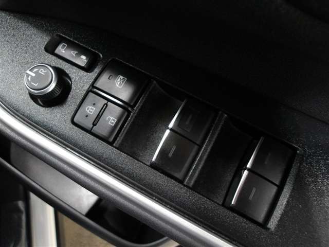 Toyota Noah 12