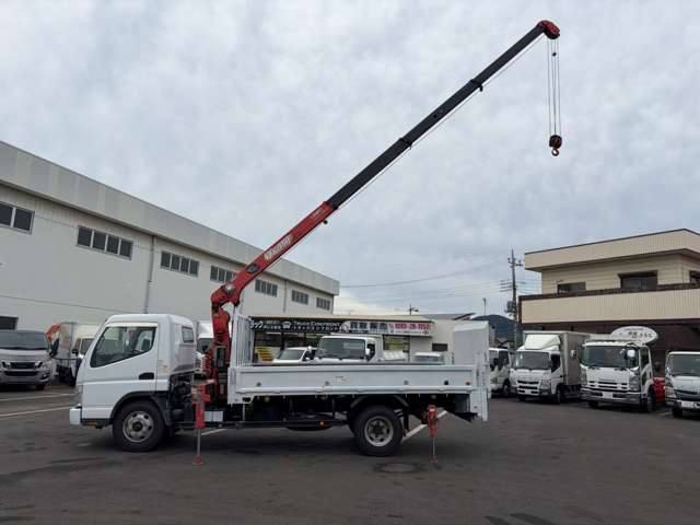Mitsubishi Fuso Canter 11