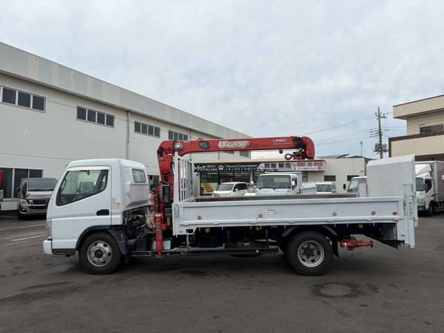 Mitsubishi Fuso Canter 9