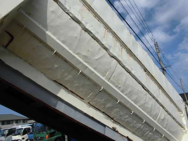 Mitsubishi Fuso Super Great 12