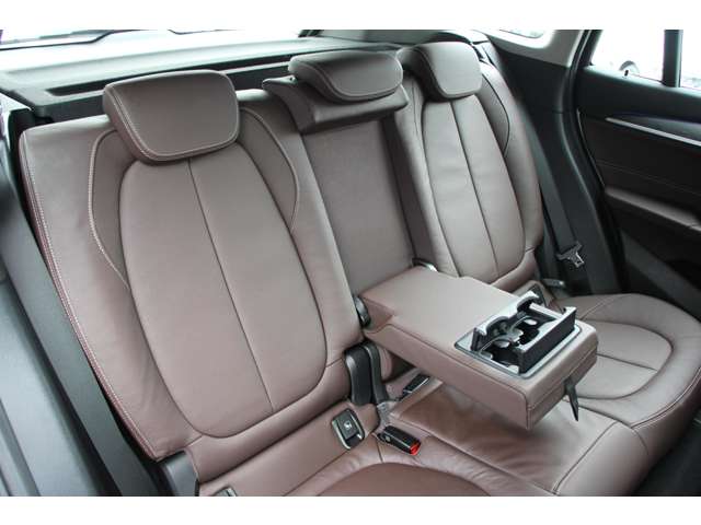 BMW X1 11