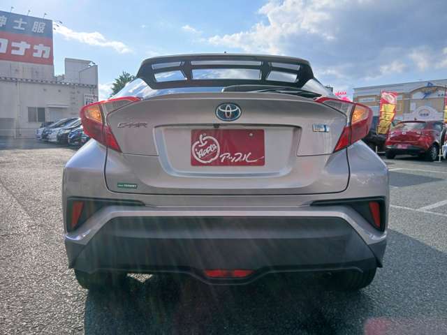 Toyota C-HR 10