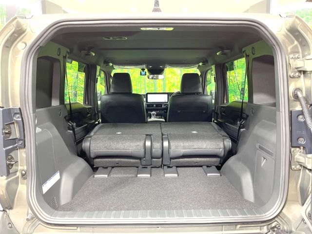 Toyota Land Cruiser FJ 11