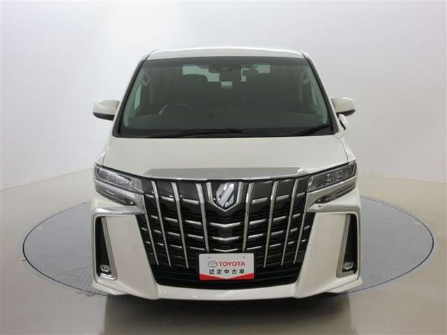 Toyota Alphard 8