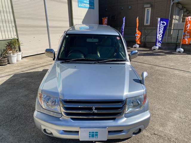 Mitsubishi Pajero iO 12