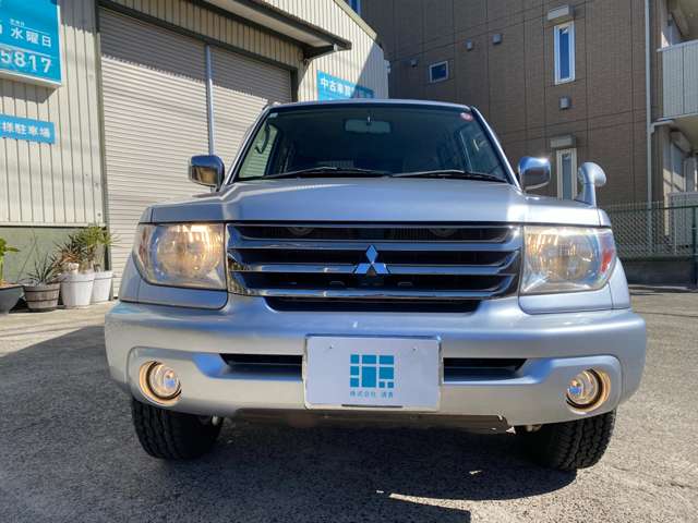 Mitsubishi Pajero iO 7