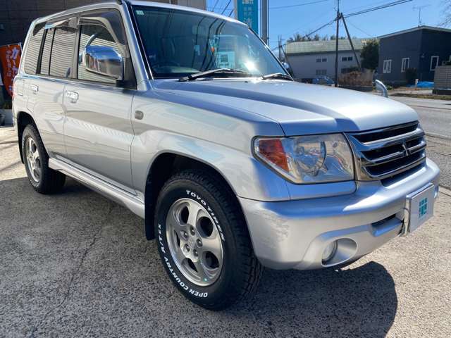 Mitsubishi Pajero iO 8