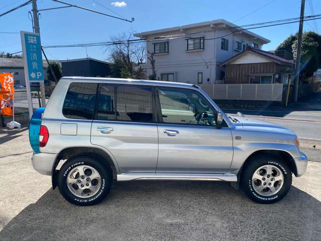 Mitsubishi Pajero iO 9