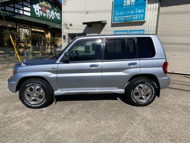 Mitsubishi Pajero iO 10