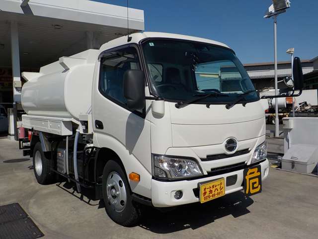 Hino Dutro 7