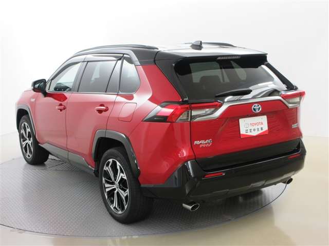 Toyota RAV4 PHV 3