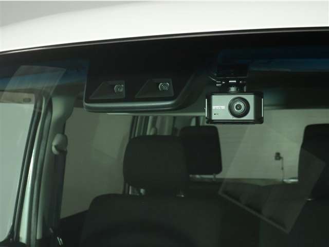 Toyota Pixis Van 11