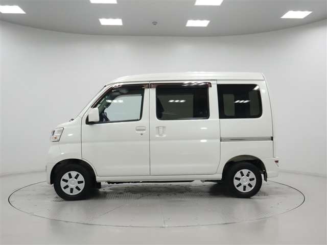 Toyota Pixis Van 7