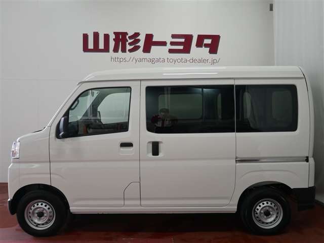 Daihatsu Hijet Cargo 2