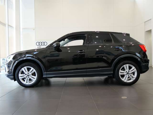 Audi Q2 3