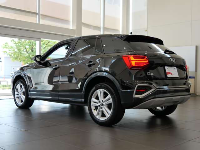 Audi Q2 4