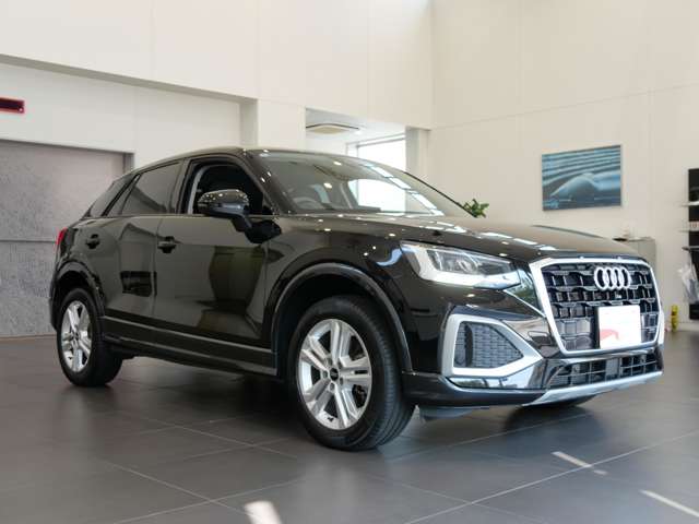 Audi Q2 8