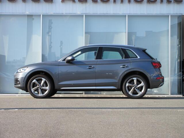 Audi Q5 6