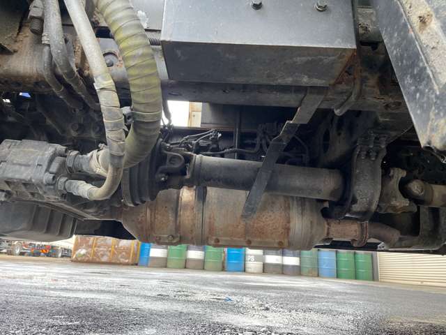 Hino Dutro 9