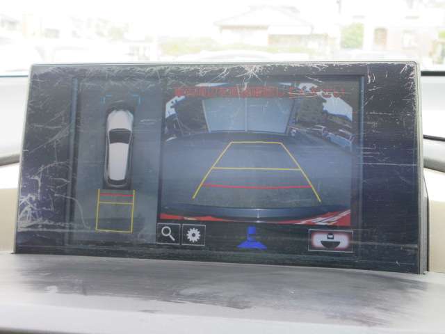 Lexus NX 8