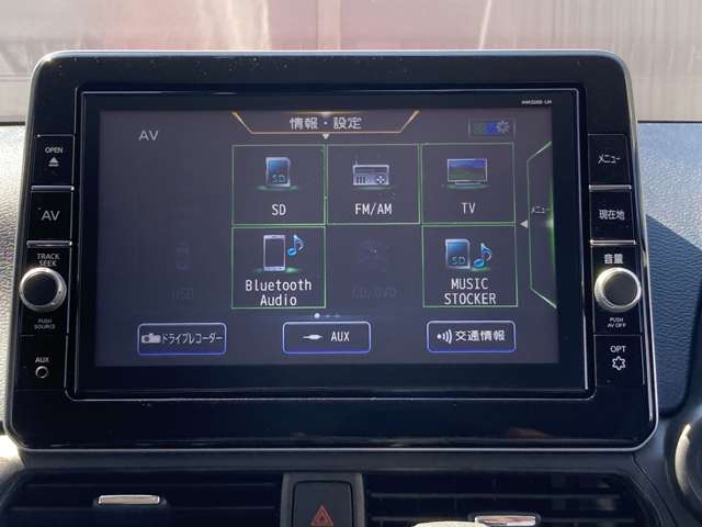 Mitsubishi eK X 3